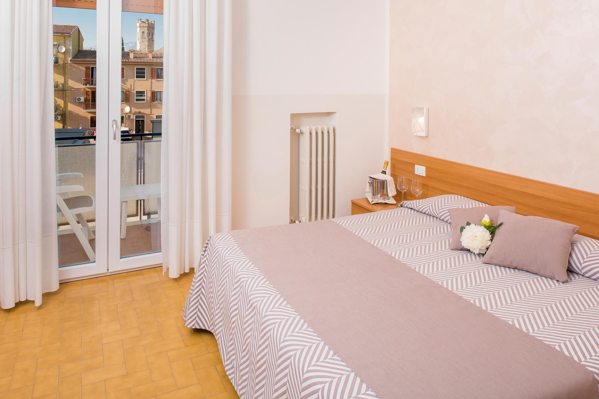Hotel Taormina Bardolino Exteriér fotografie