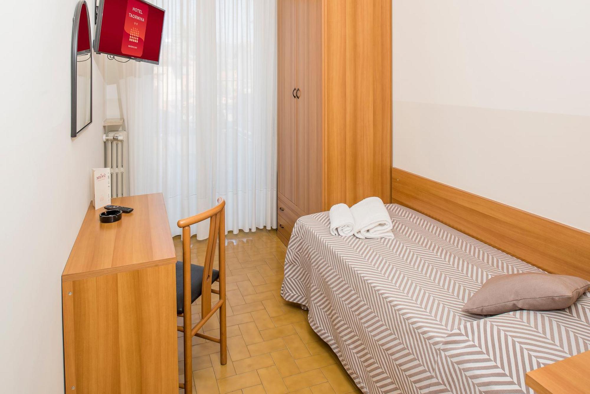 Hotel Taormina Bardolino Pokoj fotografie