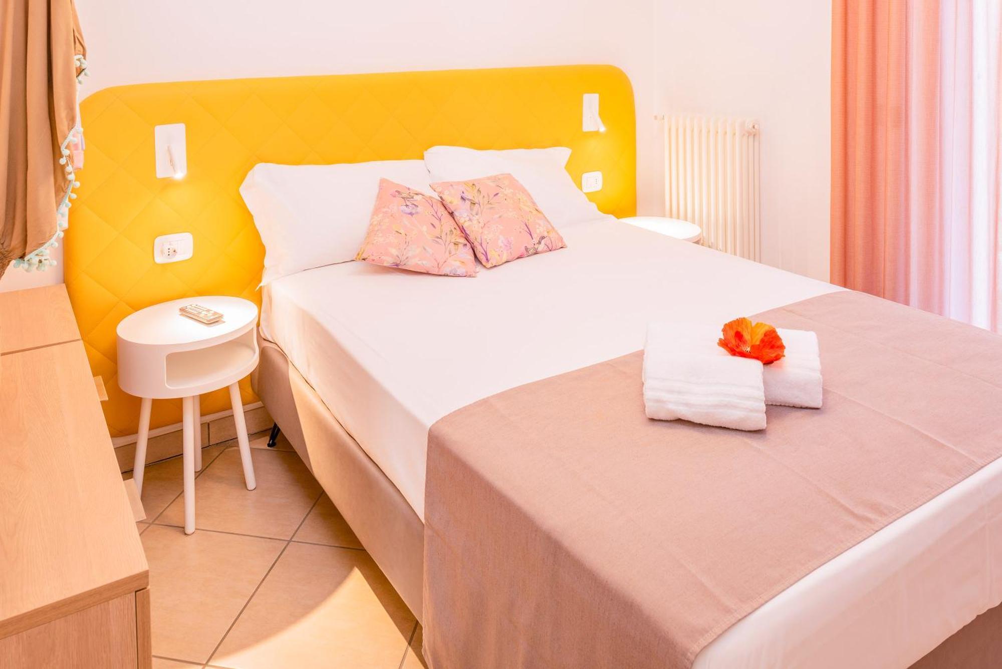 Hotel Taormina Bardolino Exteriér fotografie